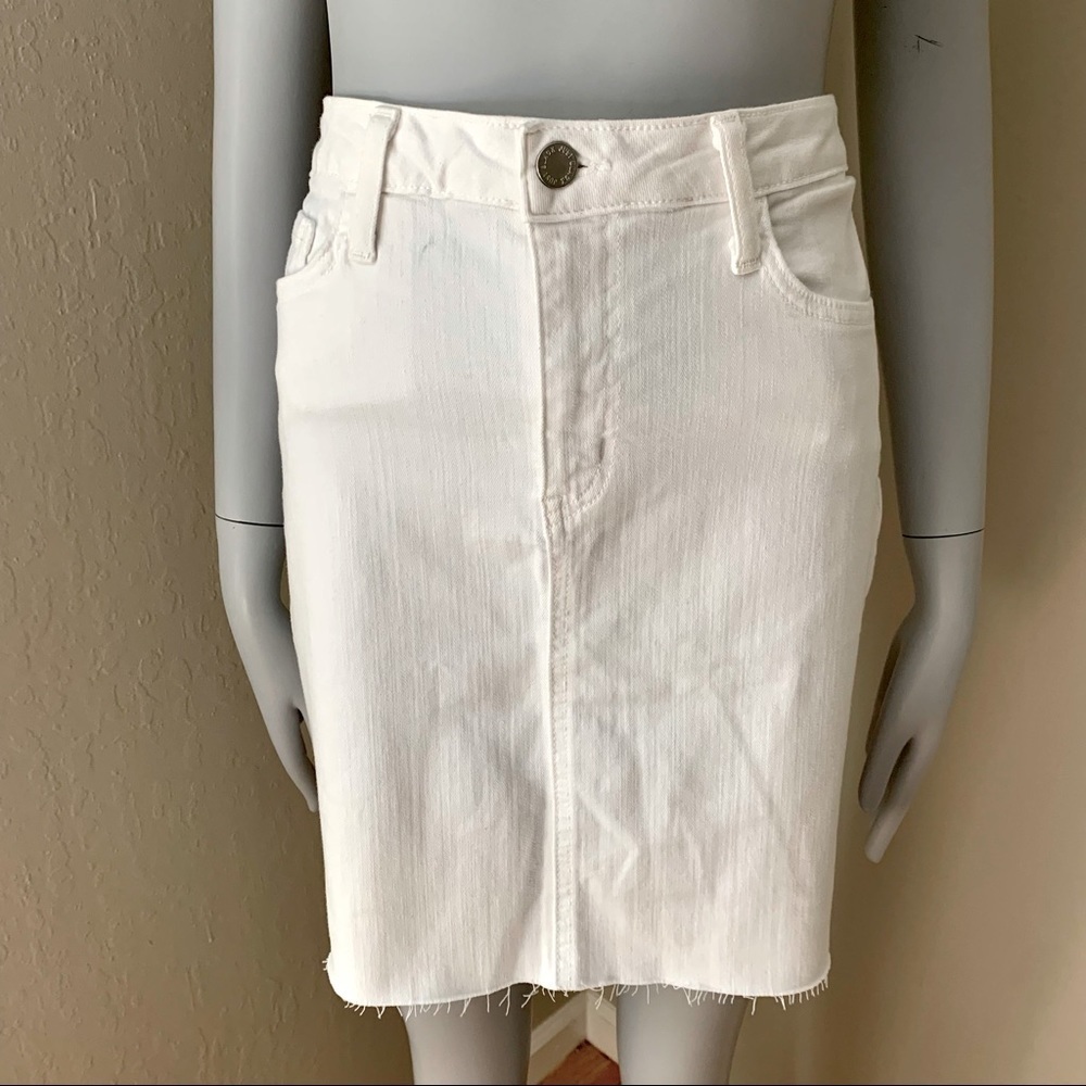 JUST BLACK White Denim Stretch Cotton Raw Hem Skirt Style # CD132K Size Small - Picture 5 of 16